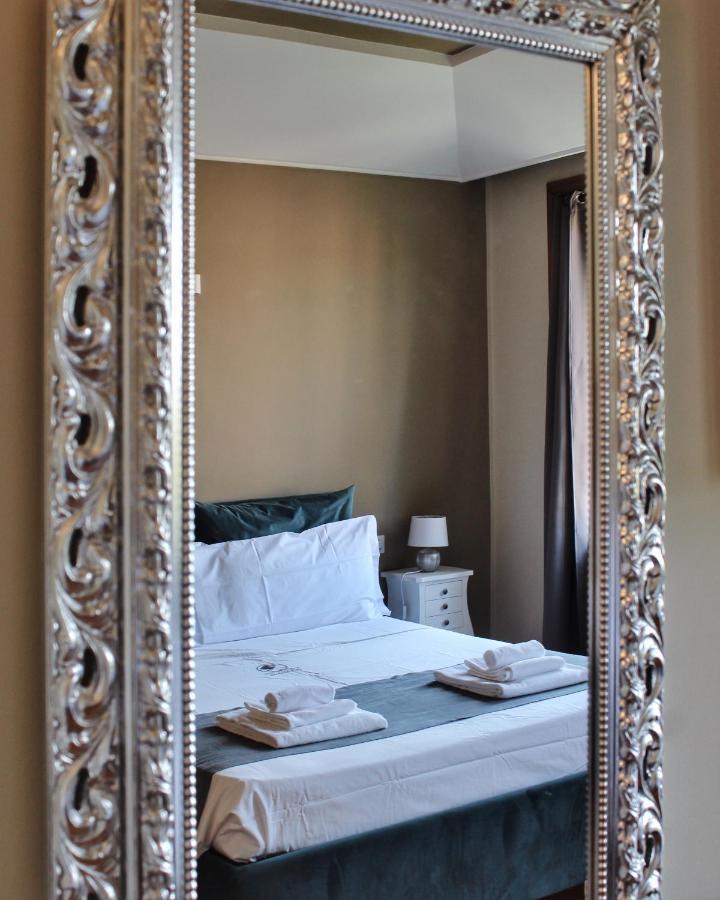 Relais La Fornarina 2 Bed & Breakfast Rome Exterior photo