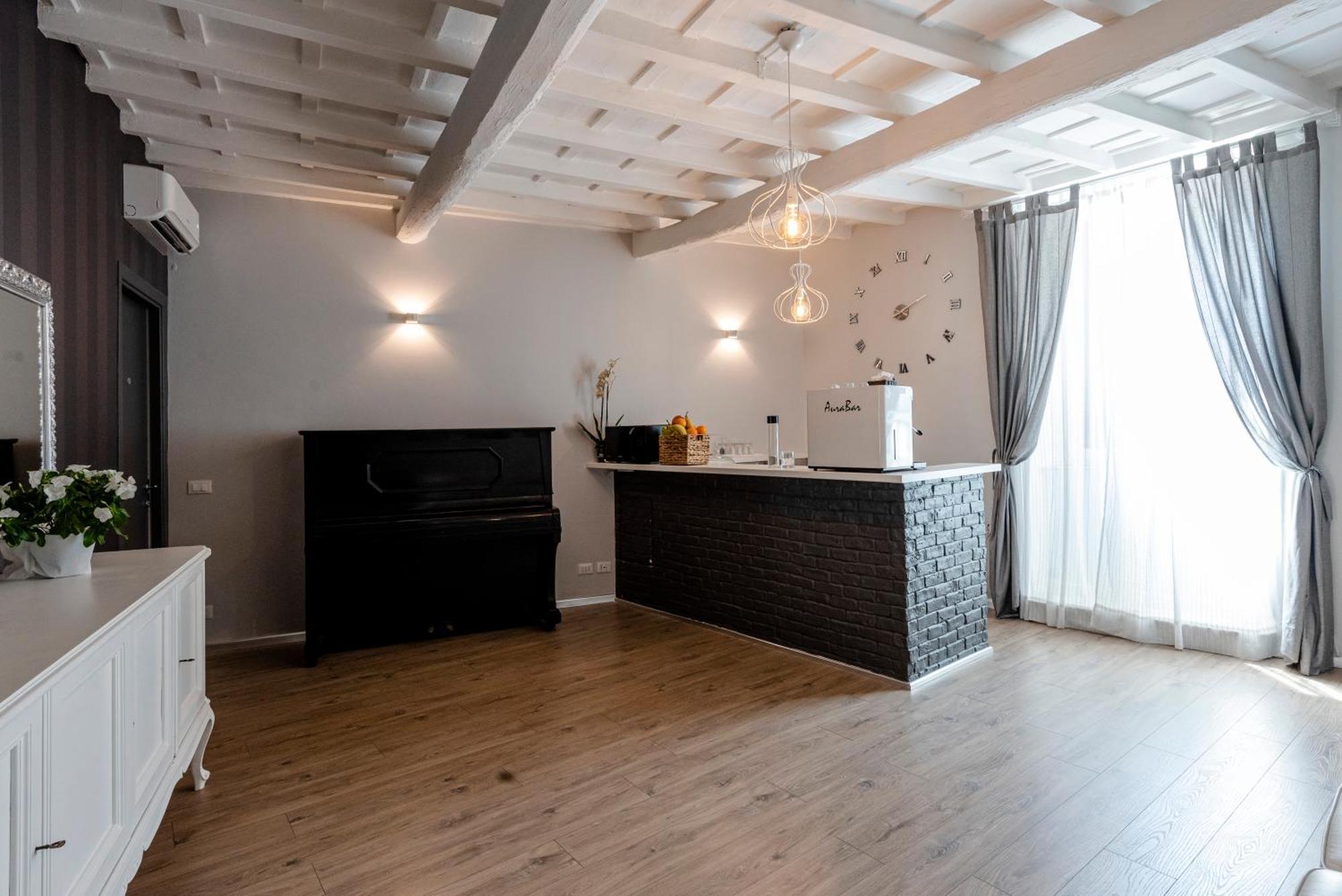 Relais La Fornarina 2 Bed & Breakfast Rome Exterior photo